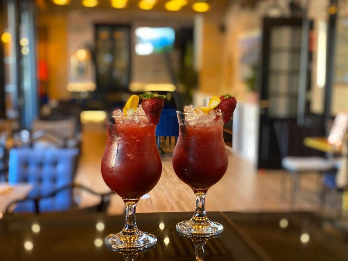 Primo Hotel 티라나 외부 사진