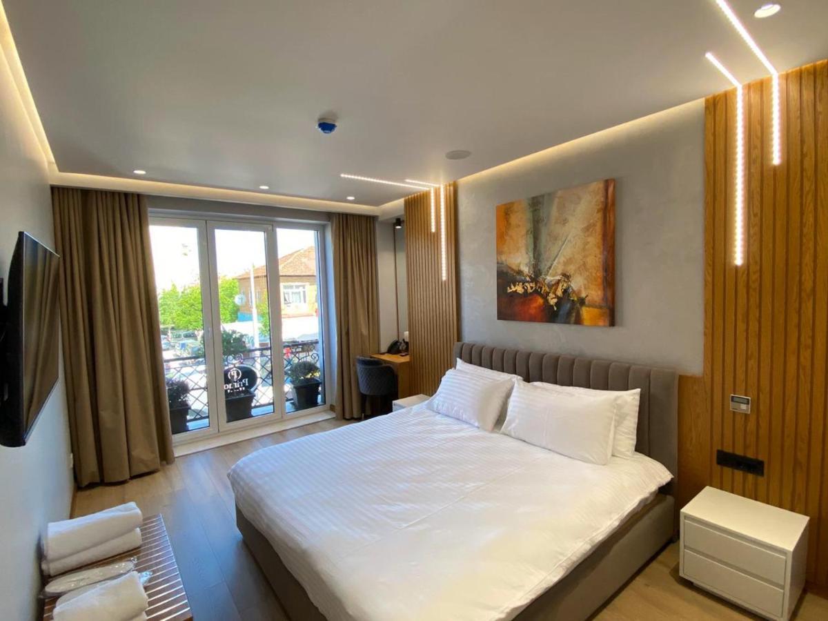 Primo Hotel 티라나 외부 사진