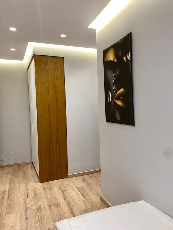 Primo Hotel 티라나 외부 사진